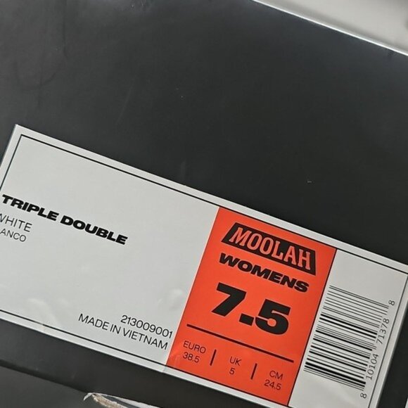 Moolah Women's Triple Double White Sneakers Basketball Shoes Size 7.5 New - Picture 10 of 10